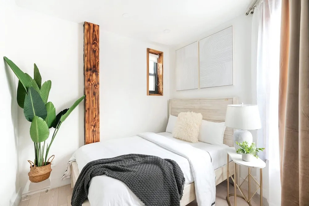 48-4fe 2BR Prime Midtown West