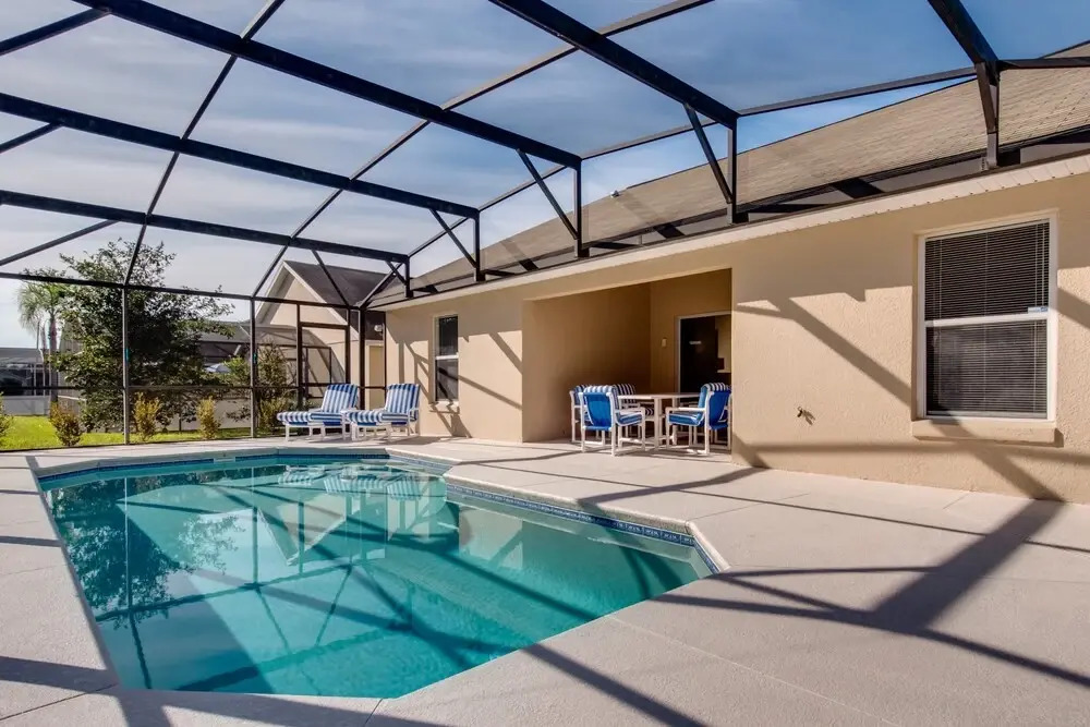 Private Pool, Foosball Table & Air Hockey!!