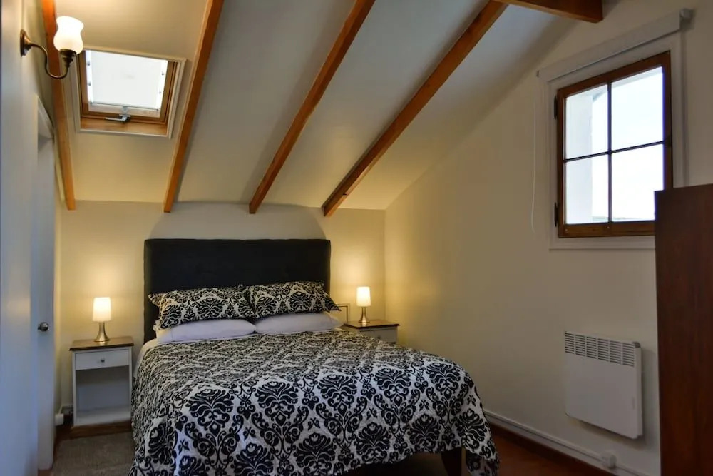 Wood Residence Hotel Boutique