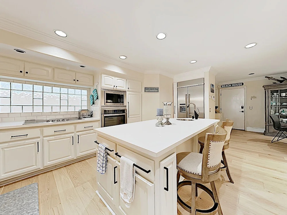 Designer - 3 Br Home