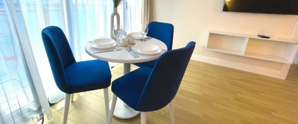 Bizim Suit Apartment
