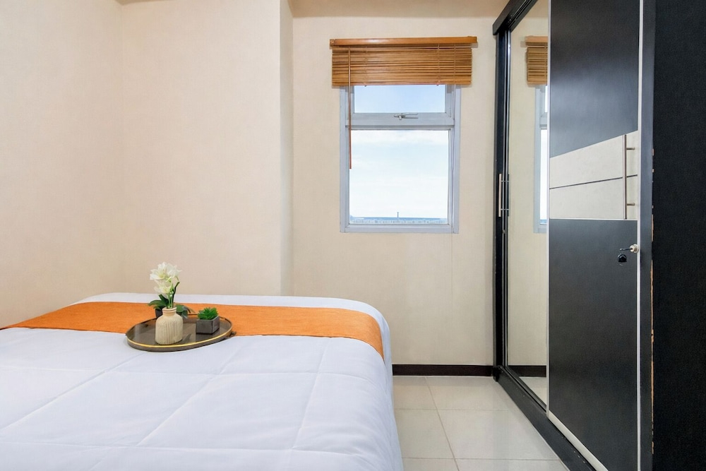 Cozy With Contemporary 2Br Space At Apartment Bogor Valley