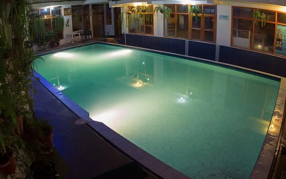 Hostal y Complejo Turístico La Rueda