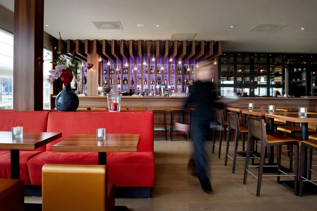 Holiday Inn Eindhoven Centre by IHG