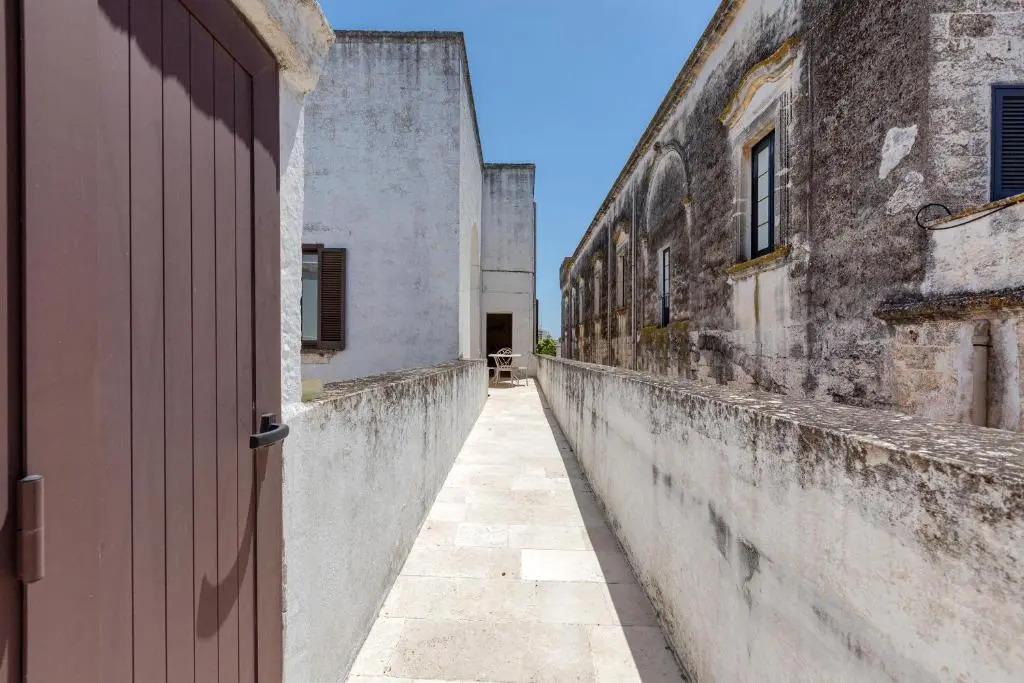 Antica dimora stasi by BarbarHouse