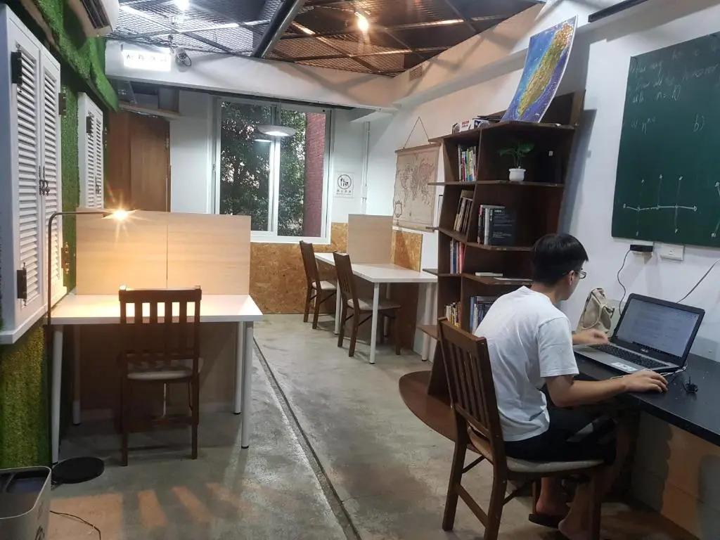 Hostel of Rising SUN