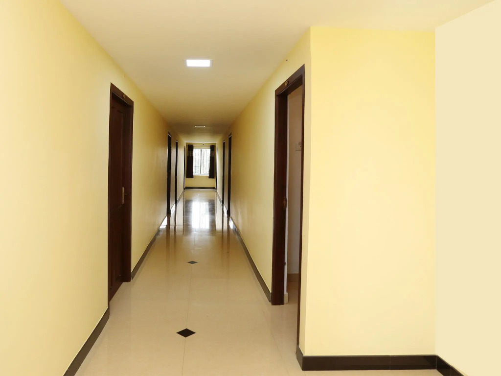 OYO 10547 Hotel Ayodhya Residency