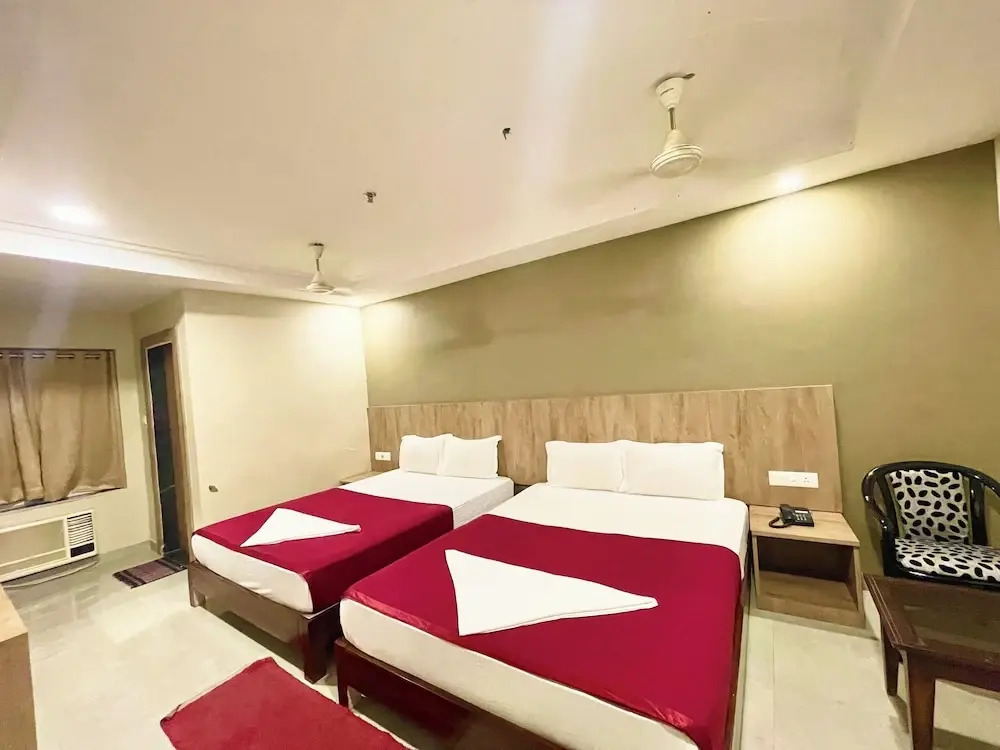 Hotel Janaki Pride - near Temple