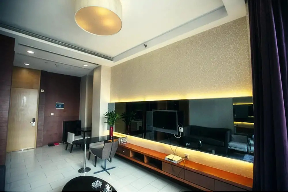 Dalian International Hotel