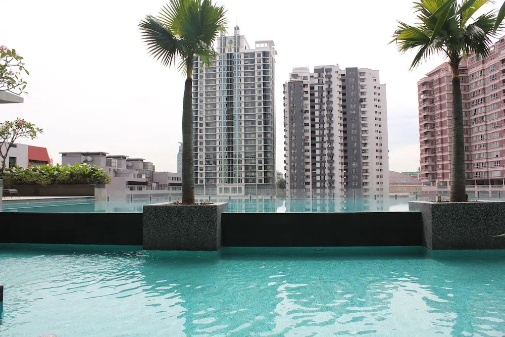 The Robertson Bukit Bintang Kuala Lumpur by Cloud Host