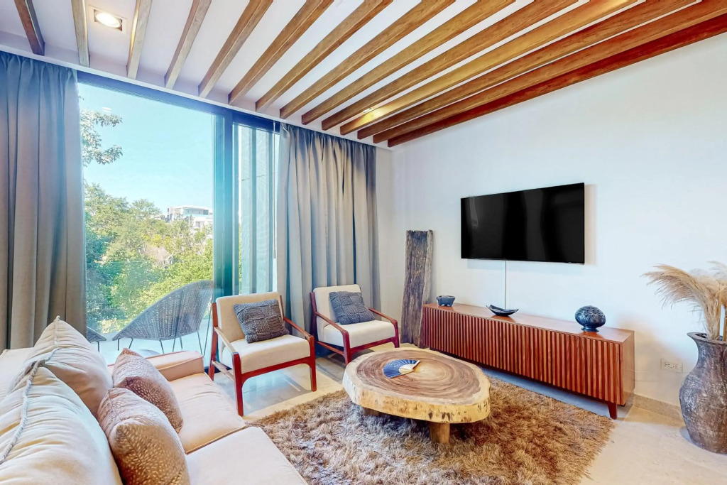 Pure Tulum 303