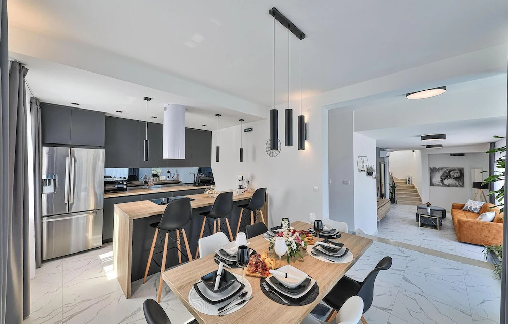 Nice Home in Seget Donji With 3 Bedrooms, Wifi and Outdoor Swimming Pool