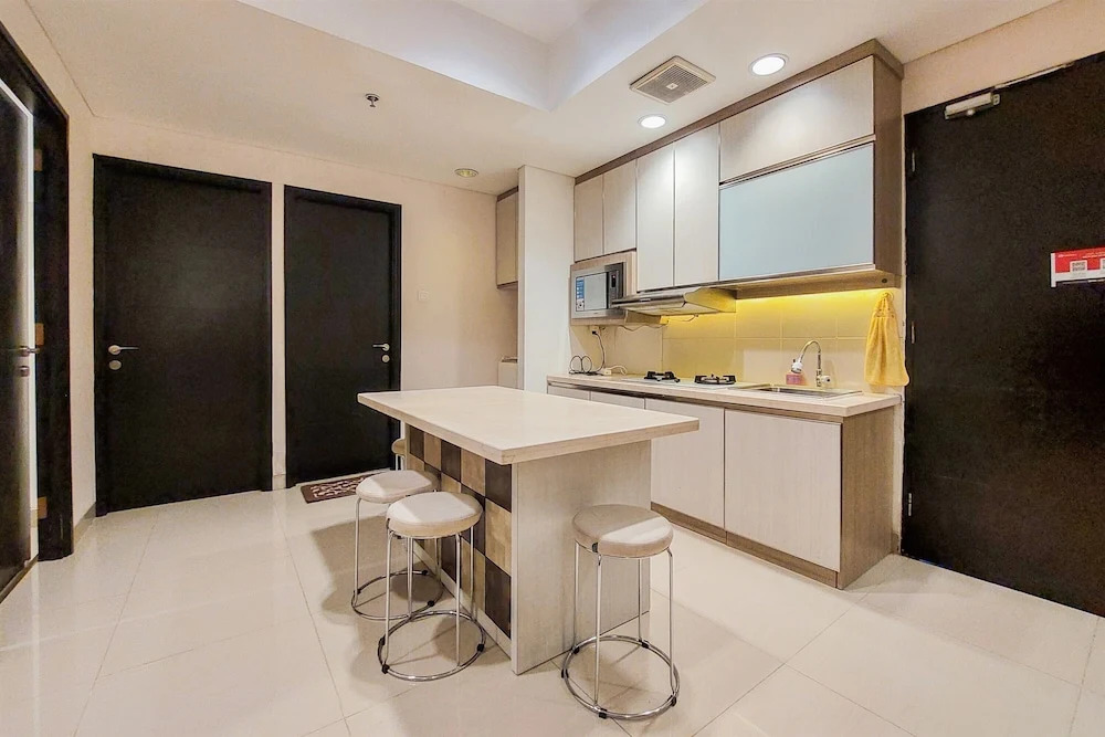 Comfort And Cozy Stay 2Br Paramount Skyline Apartment
