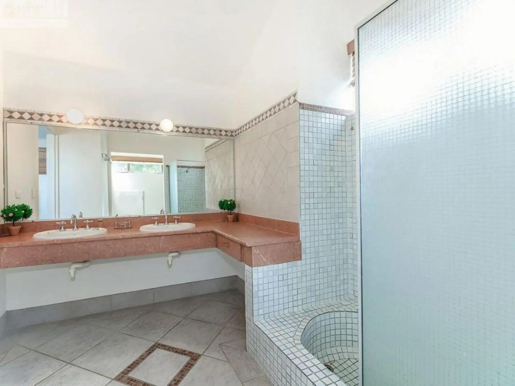 Unit 9 Viewcrest 3 Bedroom 24 Viewland Drive