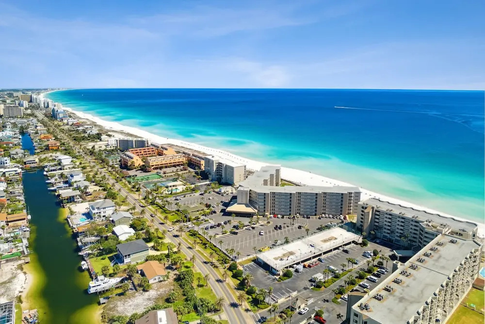 Holiday Surf & Racquet Club - 1 BR Condo - RJV 1575