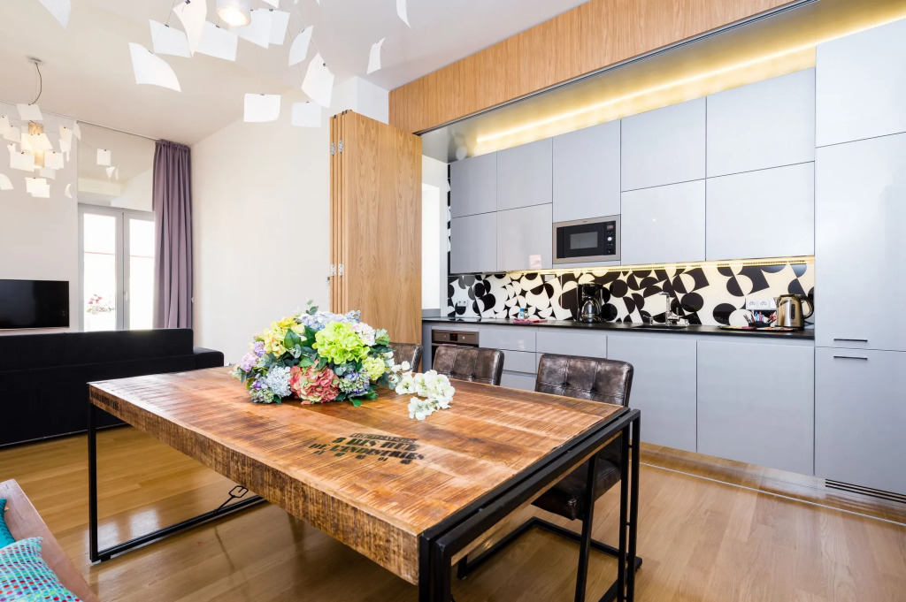 Billionaires Boutique Residence & Premium Suites, Old Town