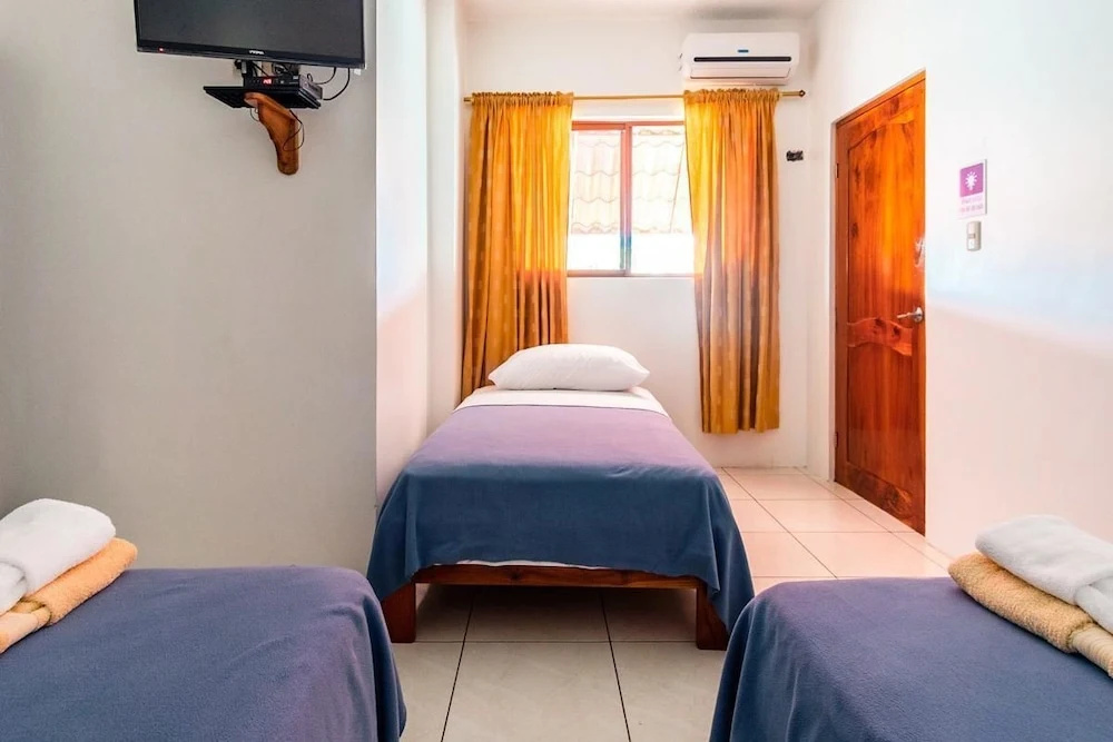 Hostal Tongo Reef