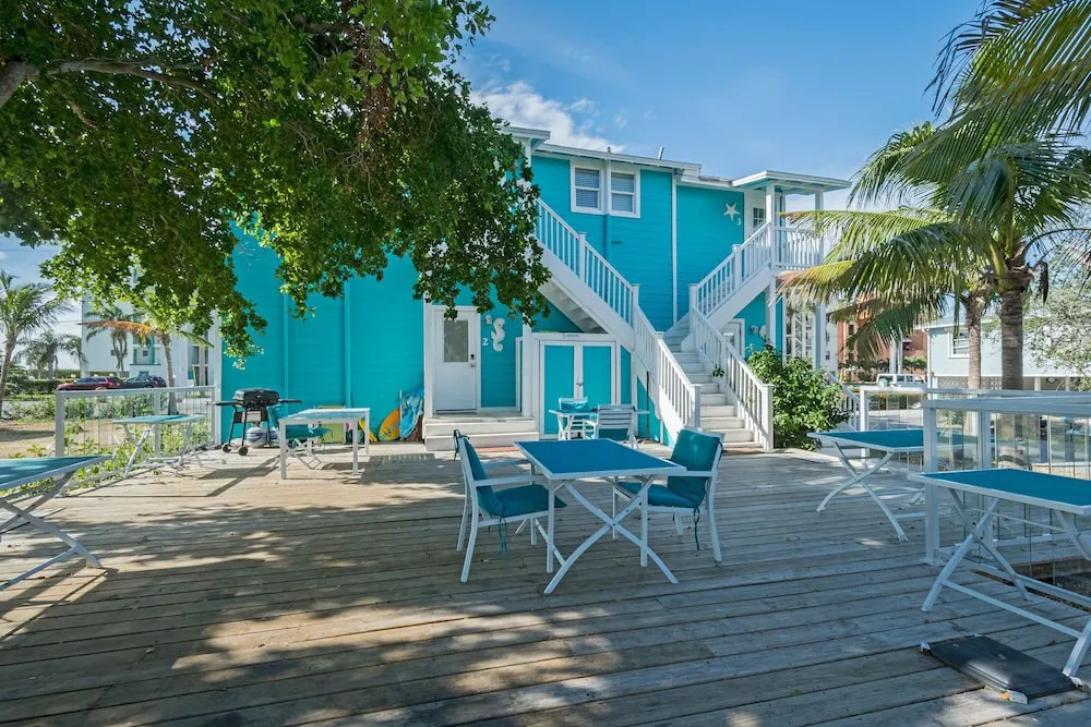 Estero Estate #5 - One Bedroom Apartment