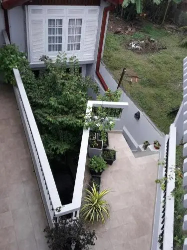 Majestic Apartments