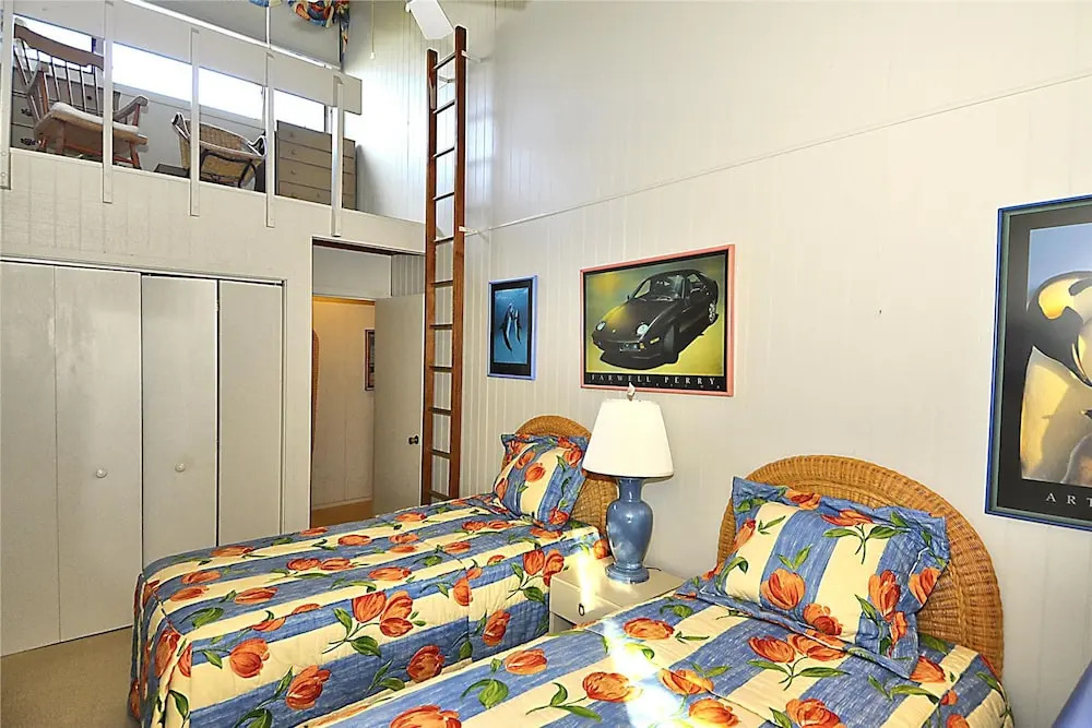 Ocean Village D40 Sandpiper by Long & Foster