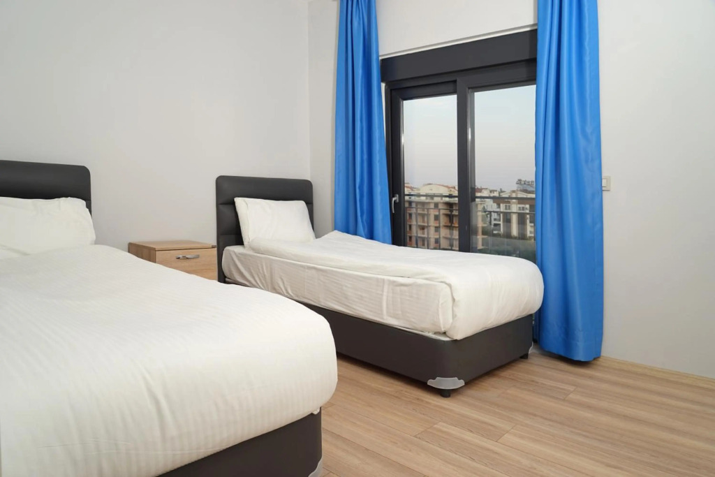 MENE SUITES