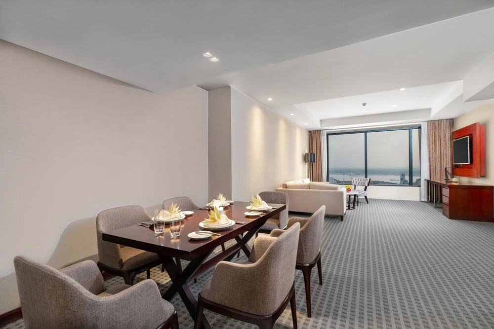 Yangon Thanlwin Hotel
