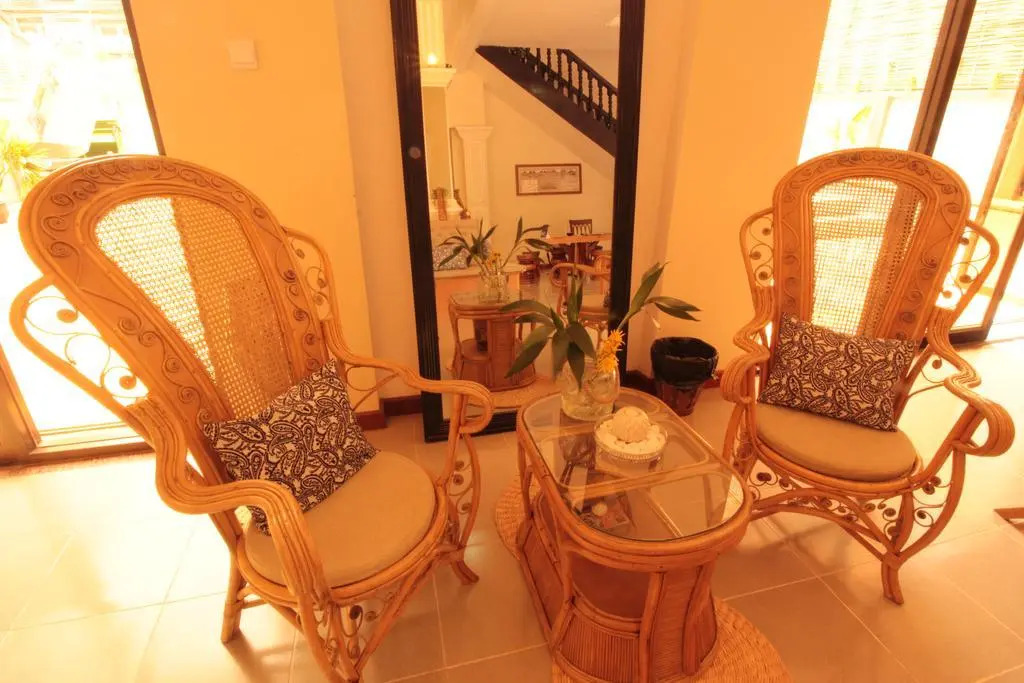 Lemongrass & Ginger Hotel