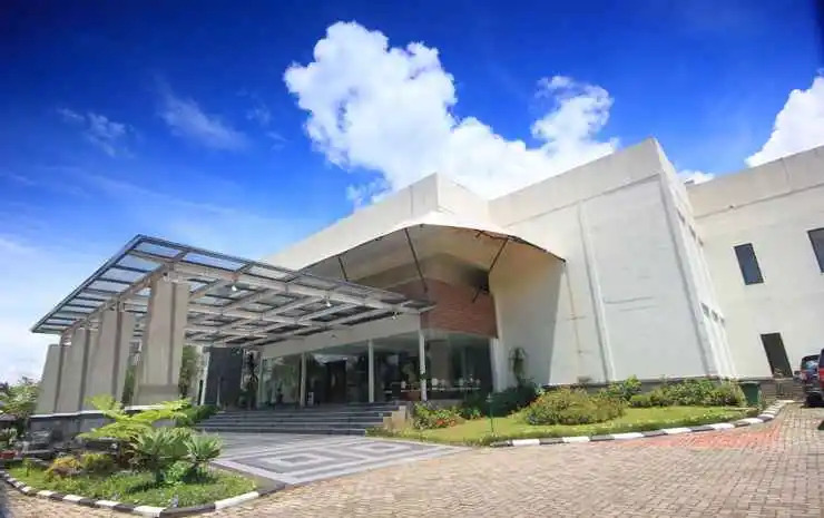 Puncak Raya Hotel