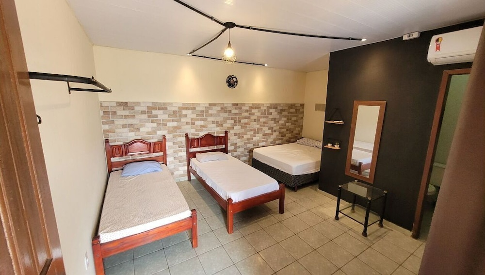 Casa 25 - Hostel