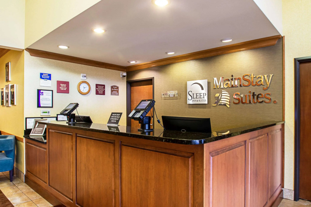 Sleep Inn & Suites Madison - Monona