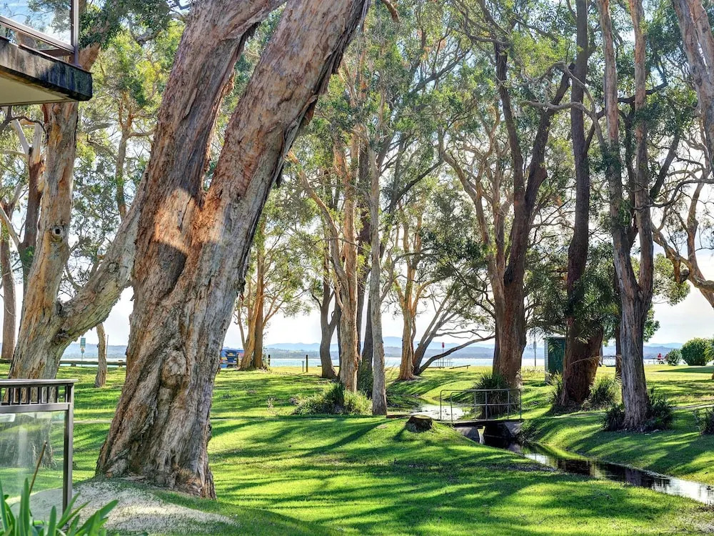 Nicholli, Bay Parklands, Unit 21/2 Gowrie Avenue