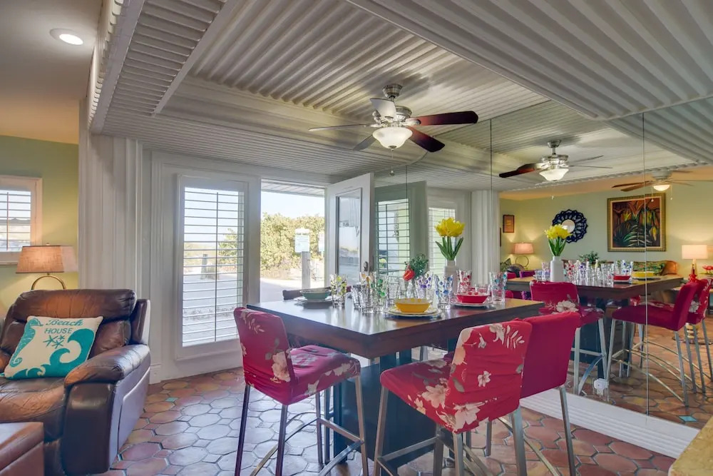 White Sands Retreat - 4 Bedroom White Sands House - BTR 65037