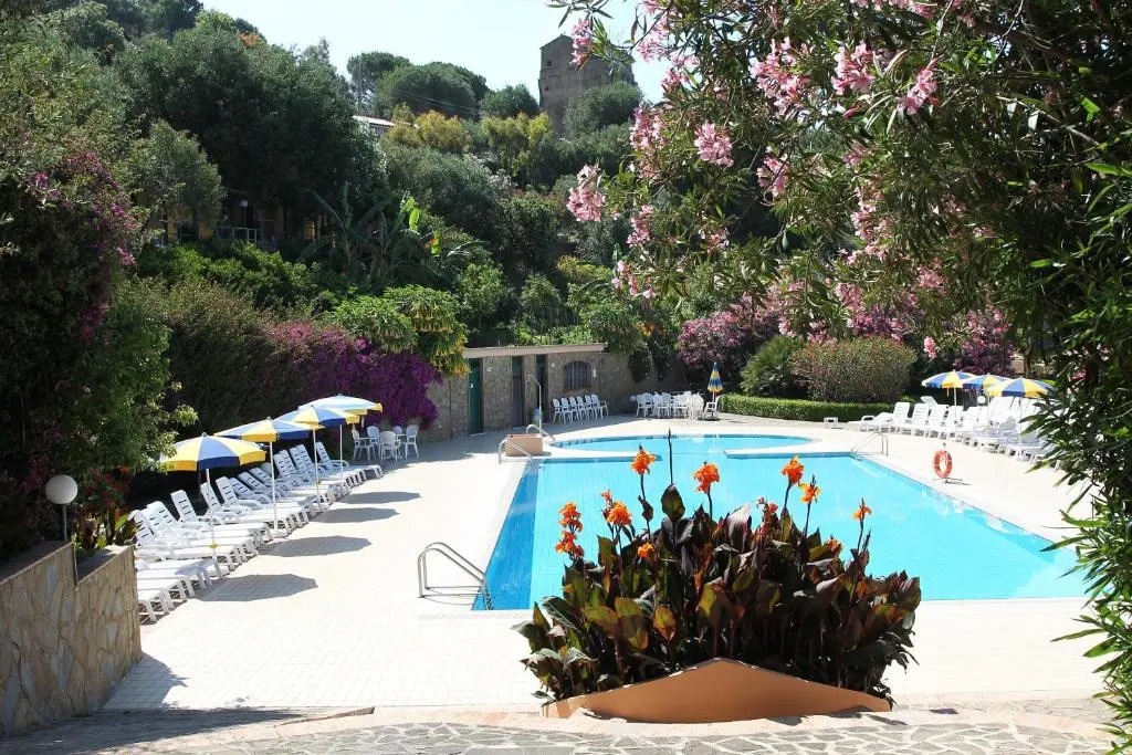 Lido Paradiso Resort