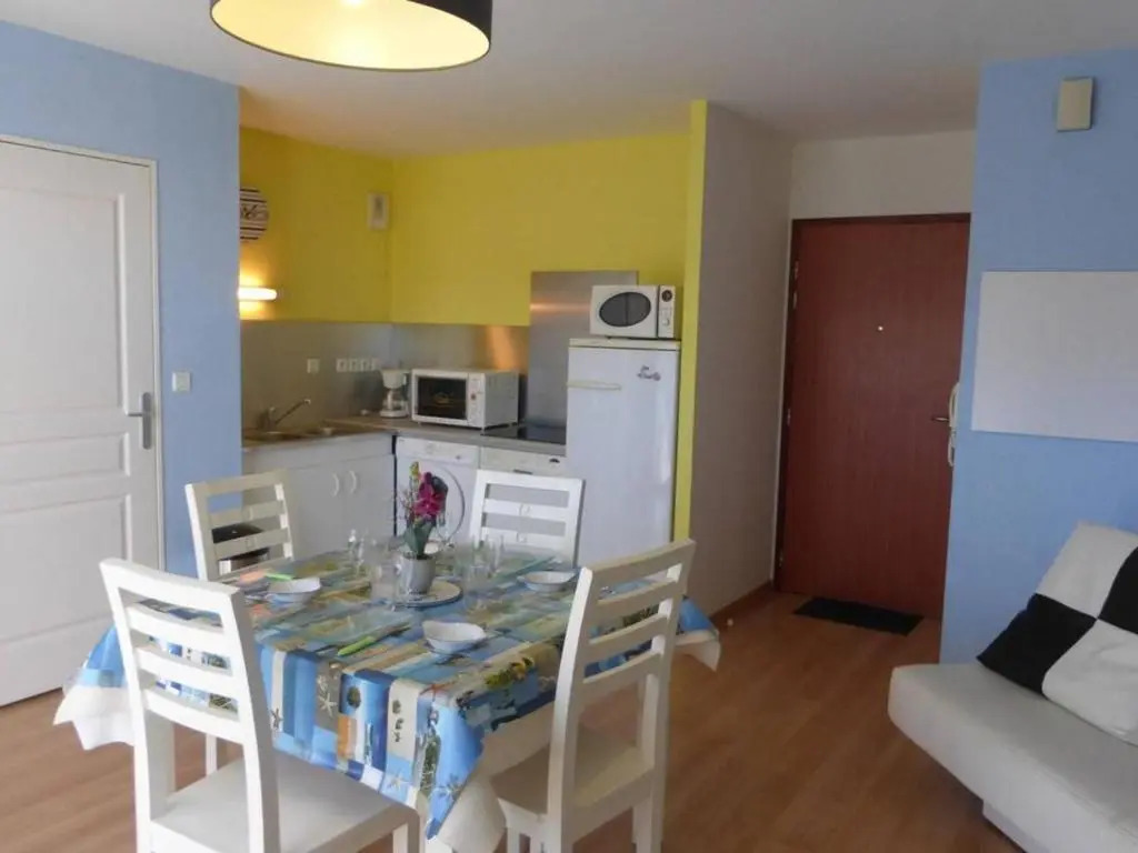 Appartement Saint-Gilles-Croix-de-Vie, 2 pièces, 4 personnes - FR-1-224-217