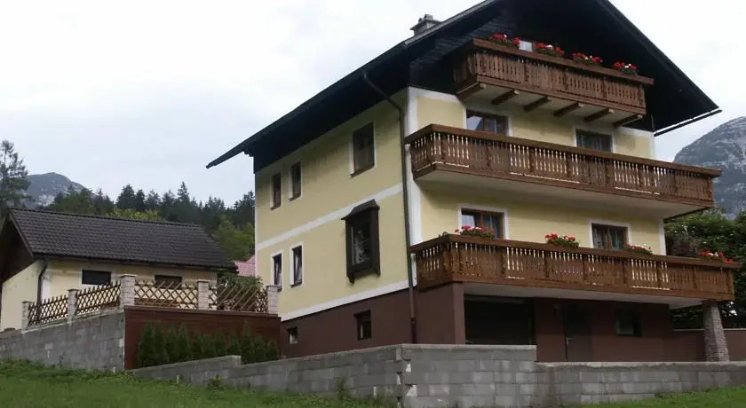 Ferienwohnung Höll