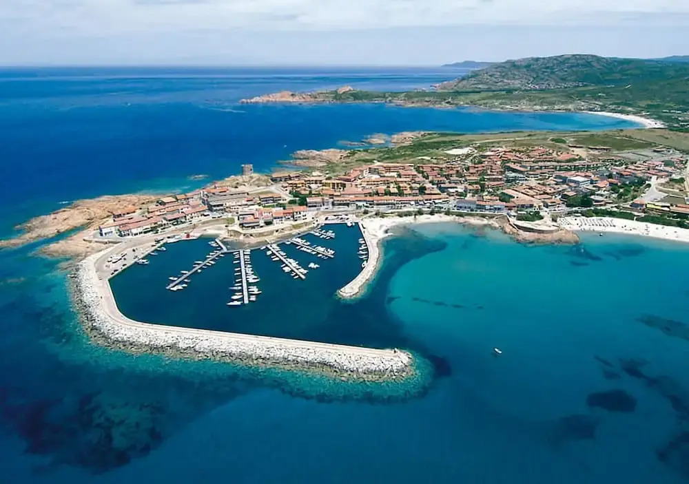 Complessi Residenziali Cala Longa