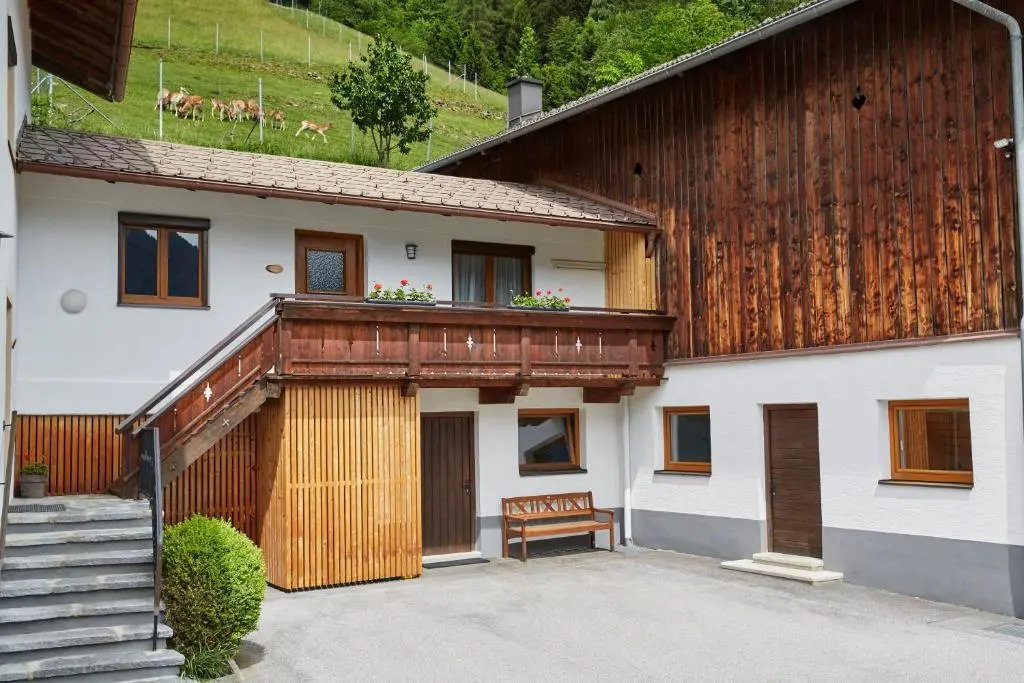Apartments Kirchebnerhof