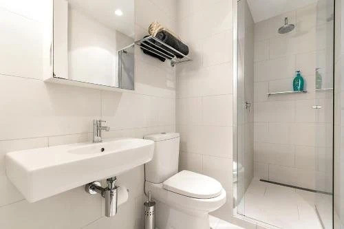 Complete Host SEE Apartments