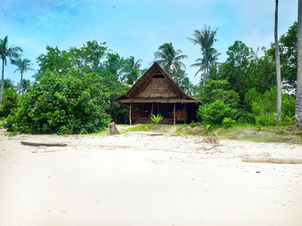 Earth Park Resorts
