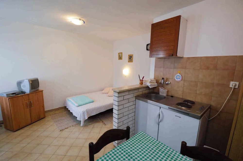 Studio Studio mit Terrasse und Internet