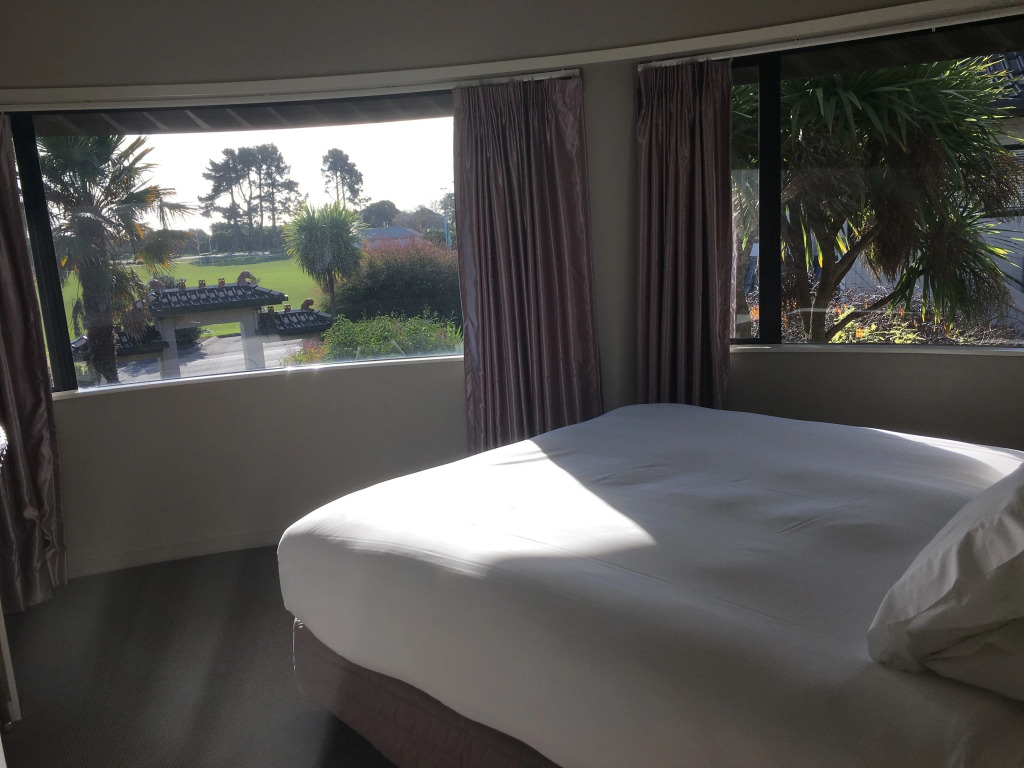 Aloha Lodge Beachside Accommodation