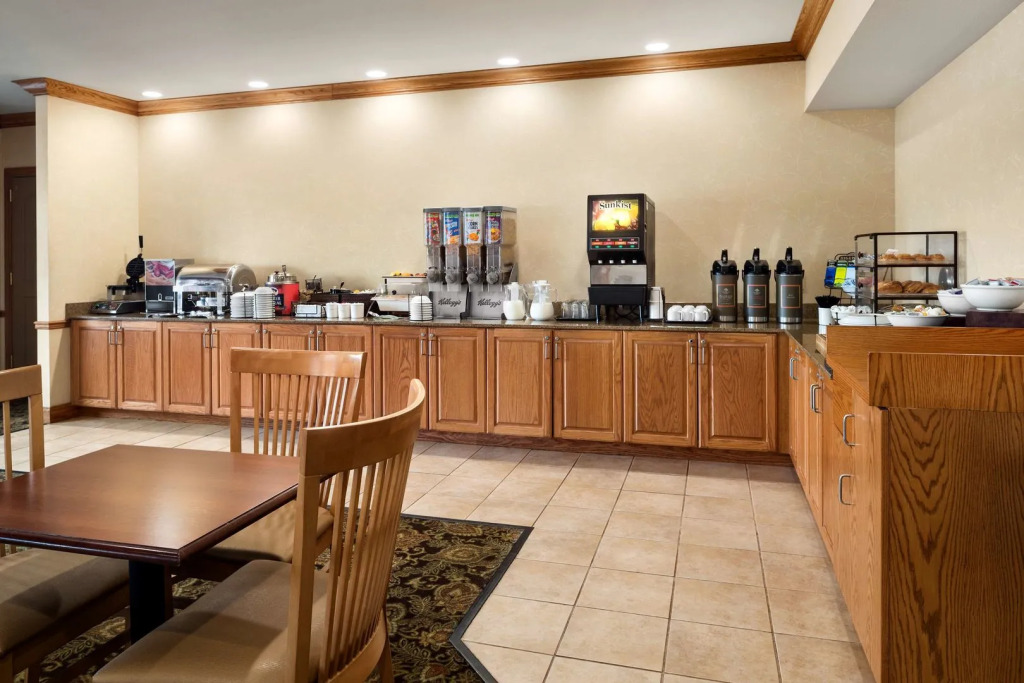 Country Inn & Suites by Radisson, St Peters, MO
