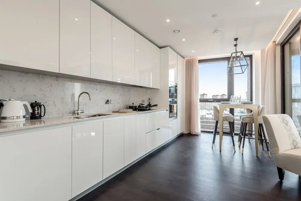 Thornes House Apartments