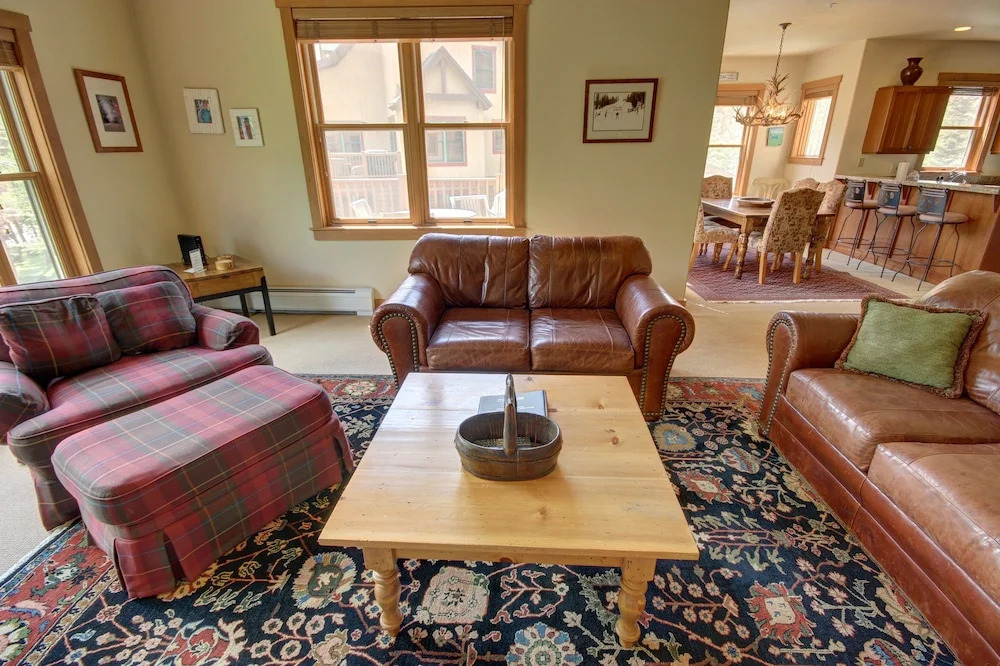 Red Hawk Townhomes 2330