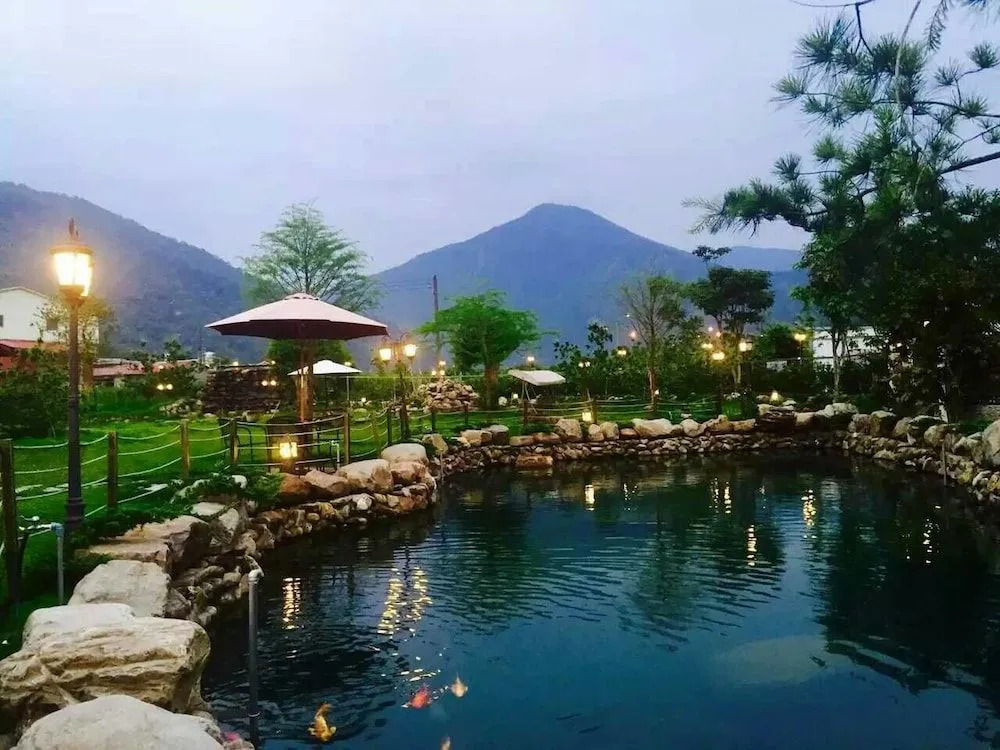 Feng Ge Xiao Zhan Homestay