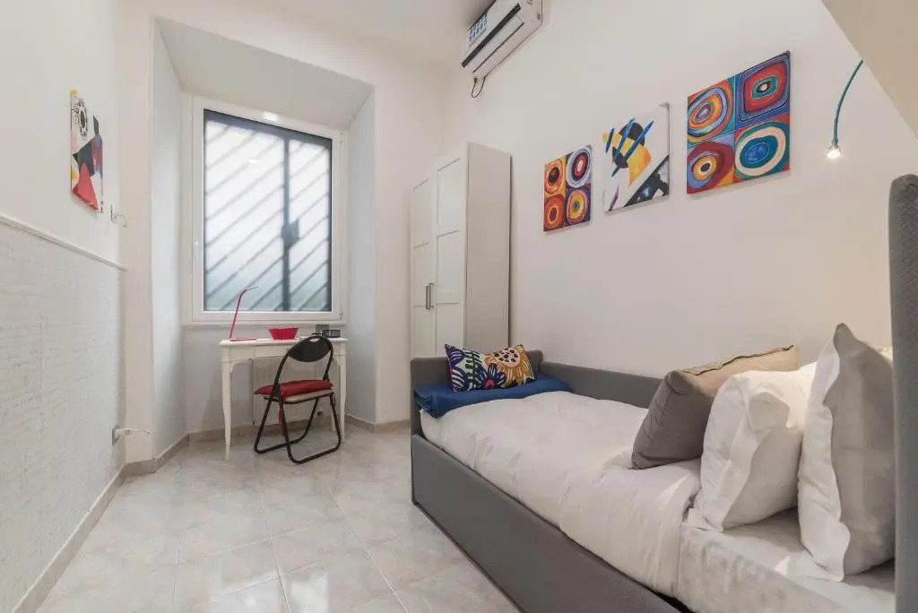 Piazza Vittorio NETFLIX Apartment
