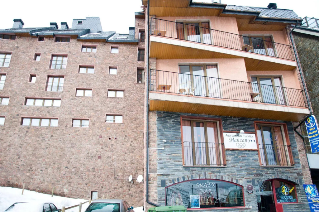 Apartaments Turistics Natural Suites Manzano 3000