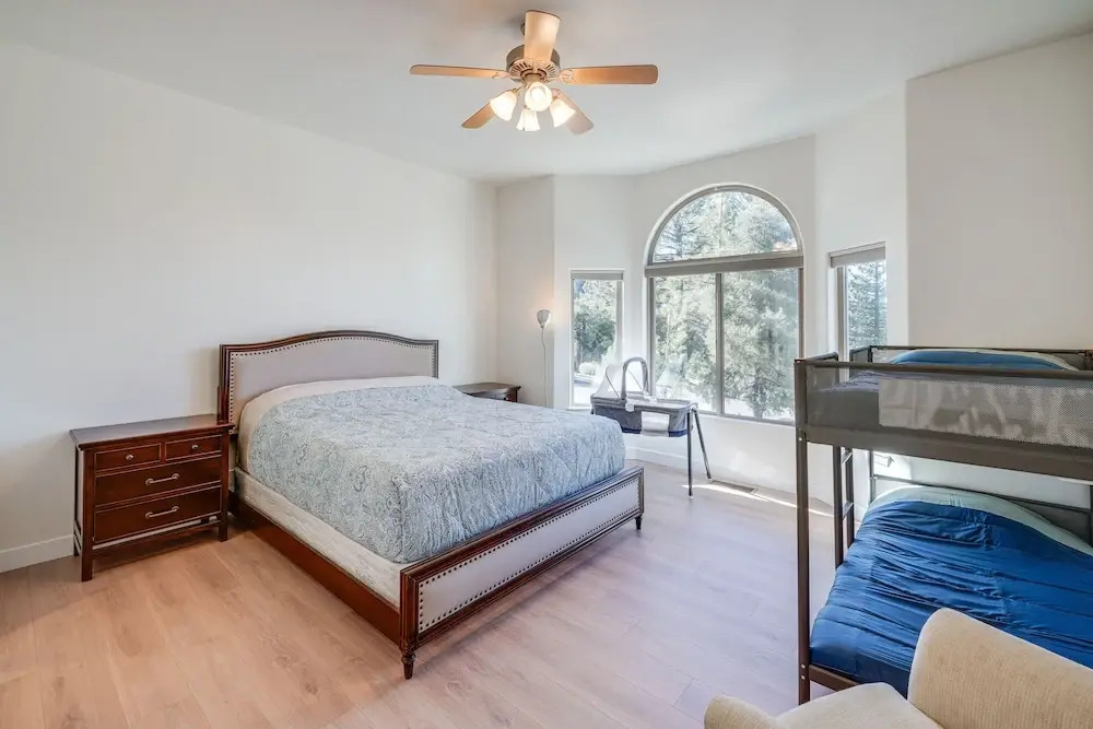 Serene Pine Mountain Club Home w/ Pool Access!