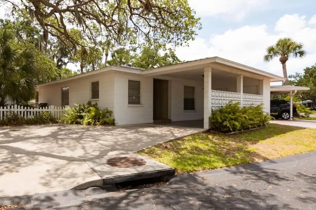Recently Updated Cozy Siesta Key Beach Villa