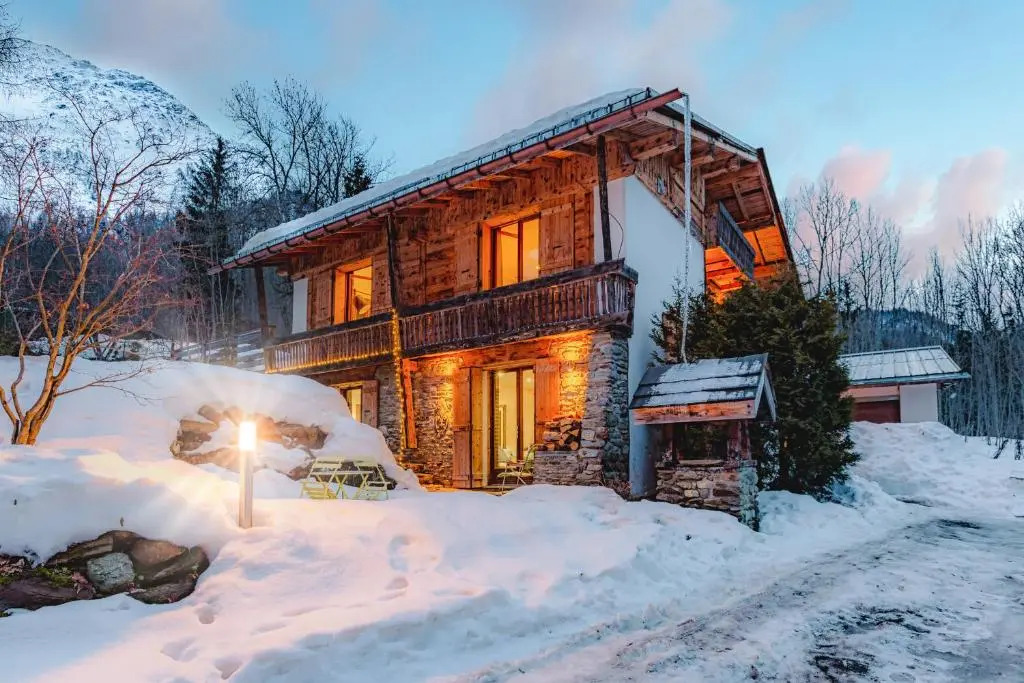 Chalet 4BR Wood Stove , Home Cinema , Parental Suite